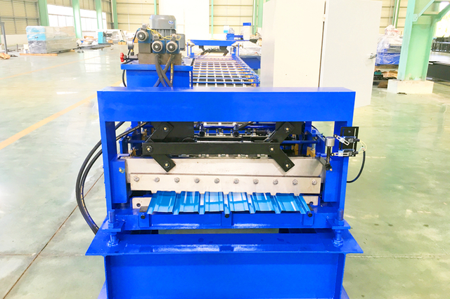 YX15-122-732 Cladding Sheet Roll Forming Machine