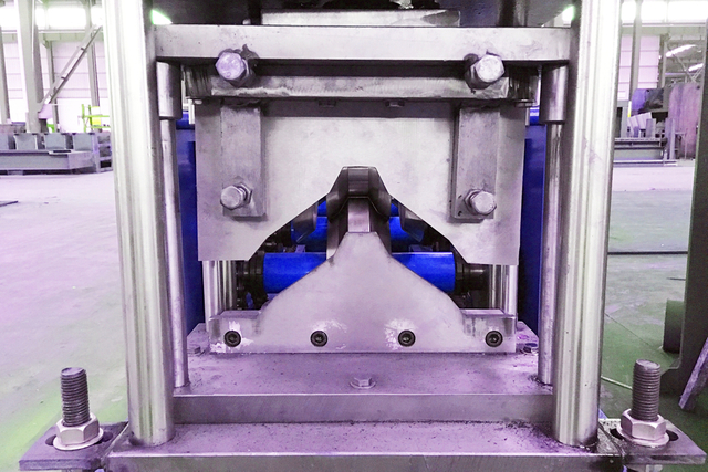 YX115-379 Trapezoidal Sheet Ridge Cap Machine